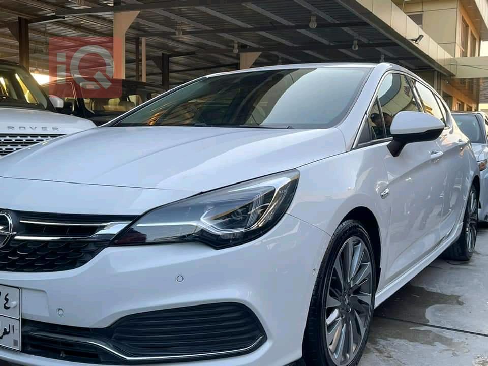 Opel Astra OPC